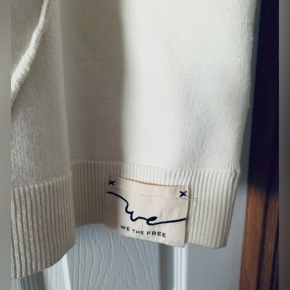 NEW Free People S We the Free We Sweater Tunic in Ivory White Oversized New - Picture 2 of 4